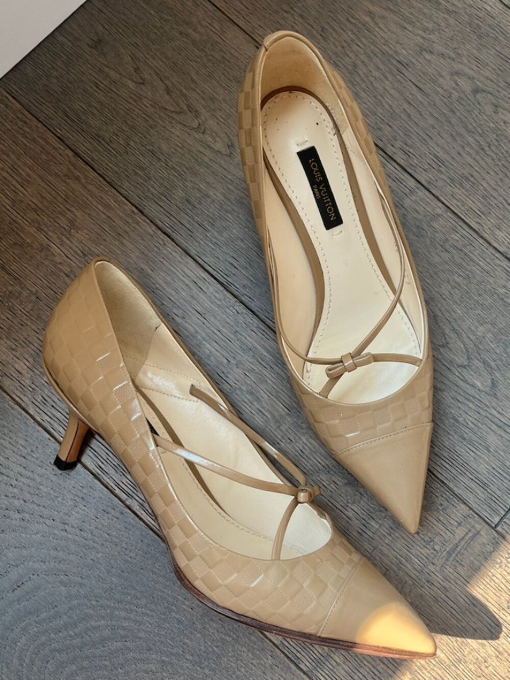 Louis Vuitton Damier Beige Checkerboard Pointed Toe Heel